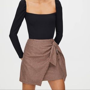 Aritzia Wilfred Wrap Tie Front Skirt